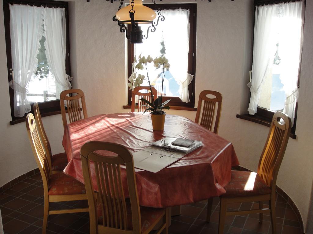 Chalet Sunstar Saas-Grund Oda fotoğraf